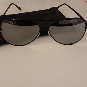 QuayxDesiPerkins Sunglasses High Key